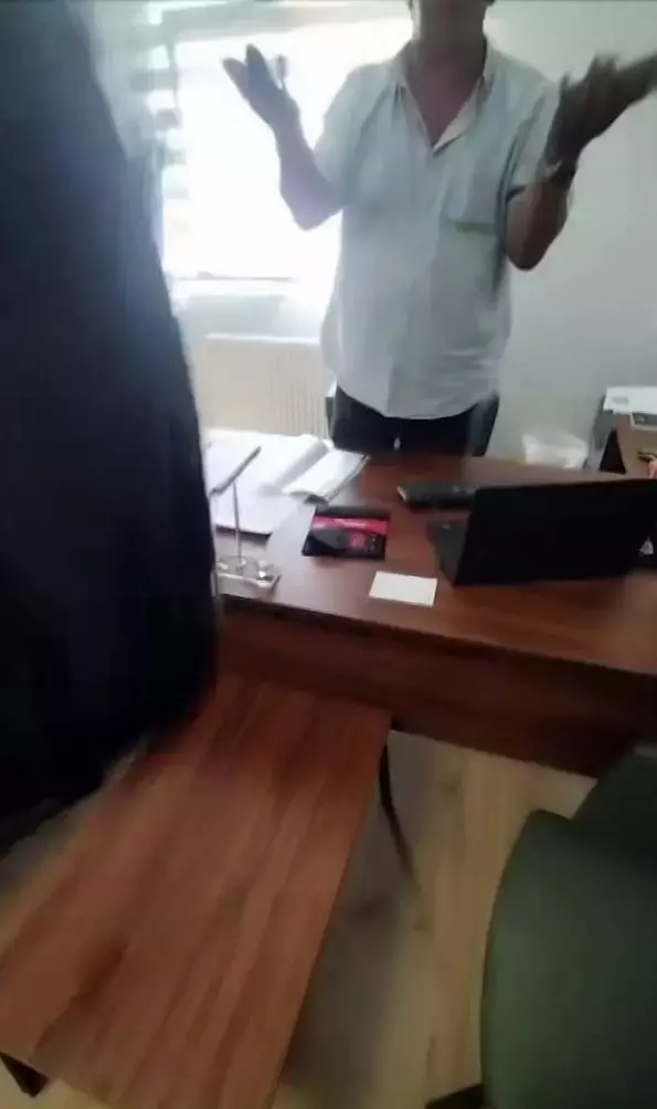 şantiye şefinin üzerine kaynar su döktü, şantiye, kocaeli