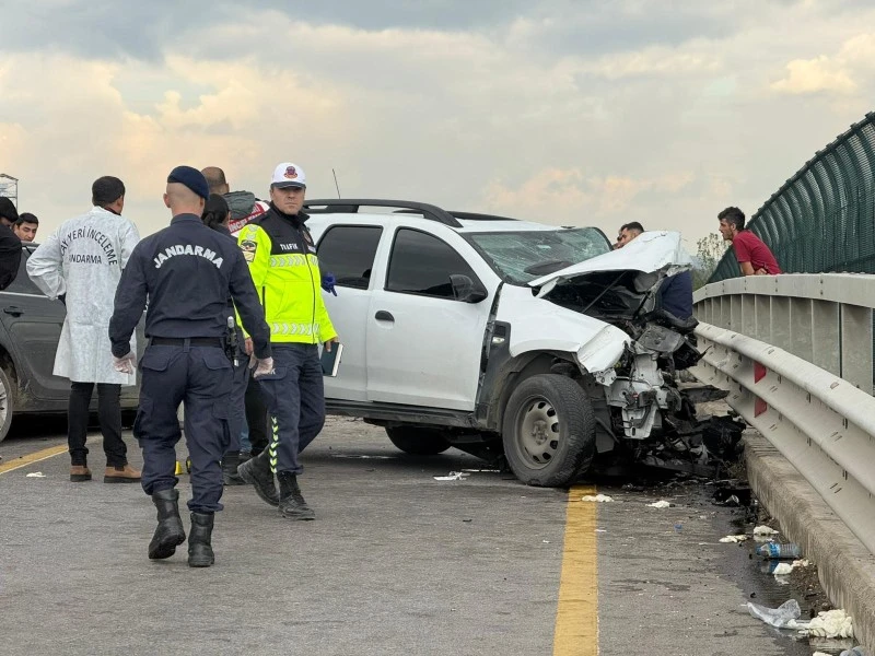 Otoyol köprüsünde feci çarpışma: 2 jandarma şehit, kilis kent haber, asayiş