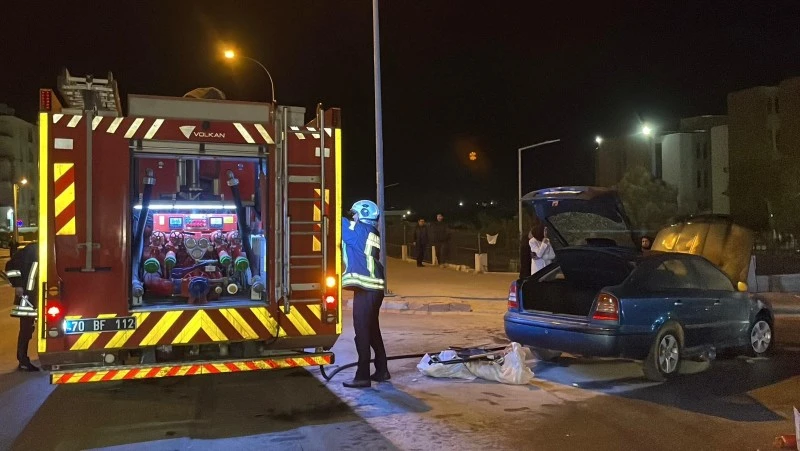 Hastane önünde araç yangını: Paniğe yol açtı, Kilis kent haber , asayiş