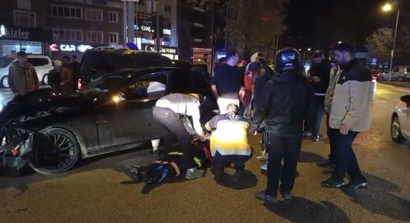 Hafif ticari araç ile otomobil çarpıştı: 3 yaralı, kilis kent haber, asayiş