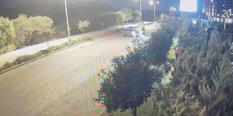 ‘U’ dönüşü yapan otomobile çarpan motosikletli yaralandı, kilis kent haber,asayiş
