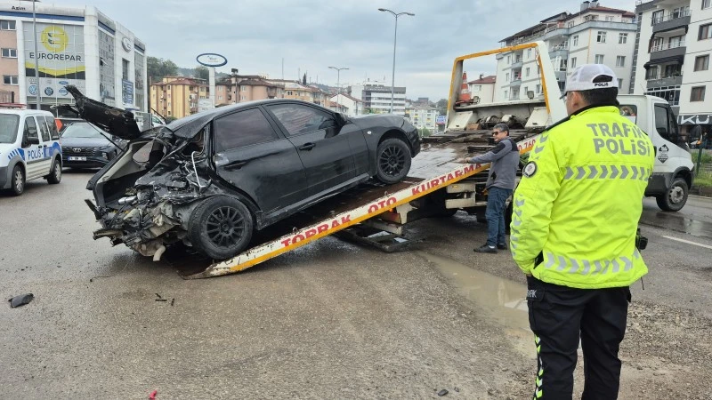 Feci kaza: Hemşirelik öğrencisi yaşamını yitirdi, 2 kişi yaralandı, kilis kent haber, asayiş