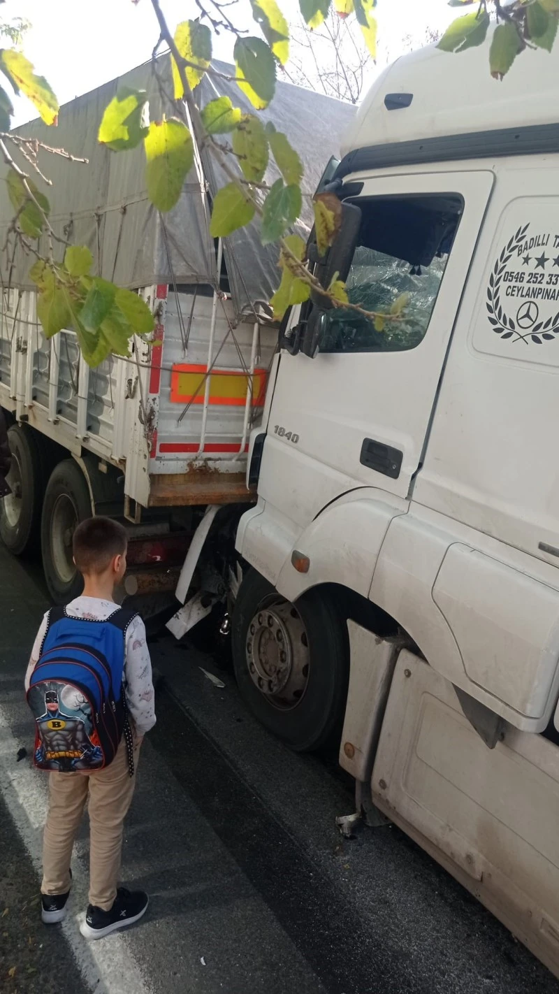 Freni patlayan tır başka bir tıra çarptı: 1 yaralı, kilis kent haber