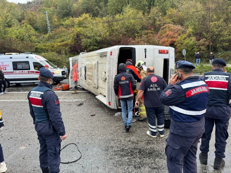 kaygan yolda facia: İşçi servisi devrildi, 1 ölü 19 yaralı, Kilis kent haber, asayiş