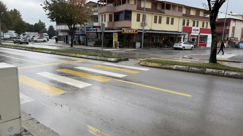 Feci kaza: Otomobilin çarptığı kadın metrelerce savruldu, hayatını kaybetti, kilis kent haber