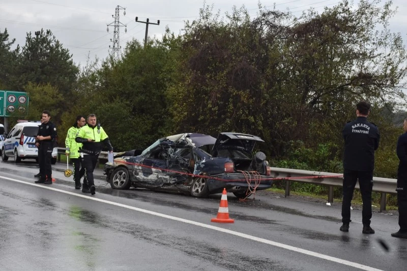 Feci çarpışma: Otobüsle otomobil kafa kafaya geldi, 1 ölü 2 yaralı, kilis kent haber, asayiş