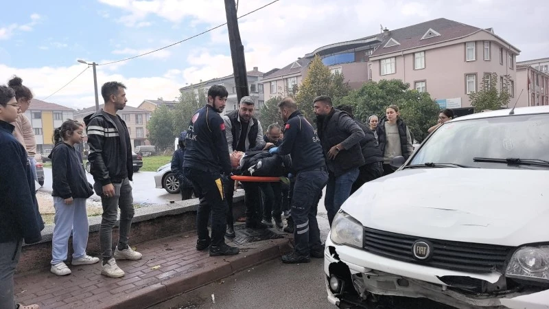 Otomobille Çarpışan Motosiklet Sürücüsü Yaralandı, kilis kent haber