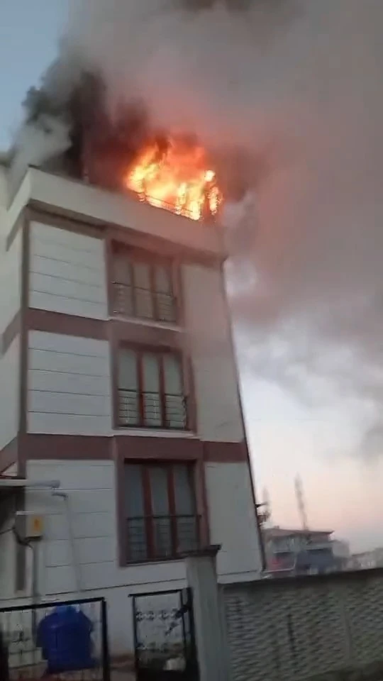 Apartman dairesinde çıkan yangın korkuttu, kilis kent haber