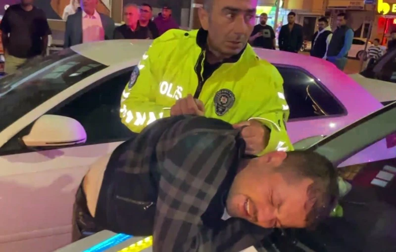 Alkollü sürücü ve yakınları polise saldırdı: O anlar kamerada, kilis kent haber, asayiş
