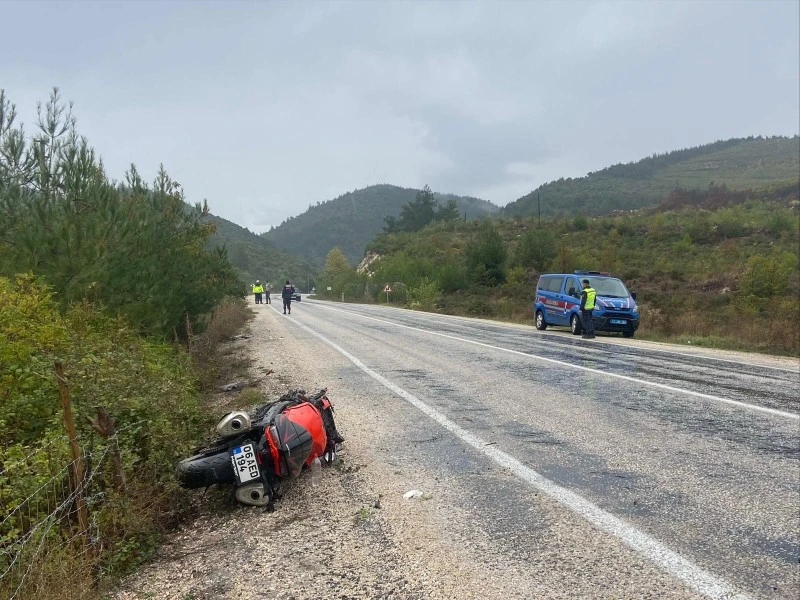 Kara yolda düşen motosiklet sürücüsü hastanede, kilis kent haber, asayiş