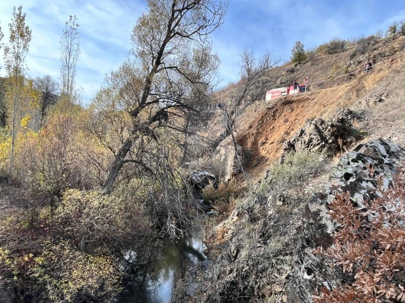 Öğrenci servisi uçuruma yuvarlandı: 14 yaralı, kilis kent haber, asayiş