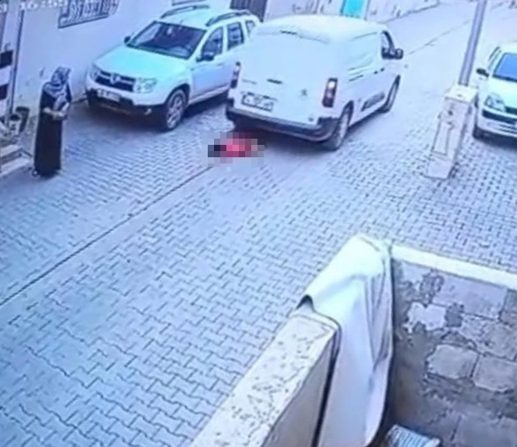 Kargo aracının çarptığı 2 yaşındaki Leyla hayatını kaybetti, kilis kent haber, asayiş