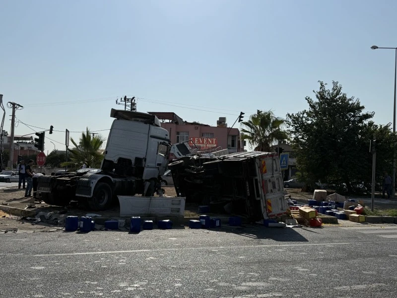 3 tırın karıştığı zincirleme kaza: 2 yaralı, kilis kent haber, asayiş