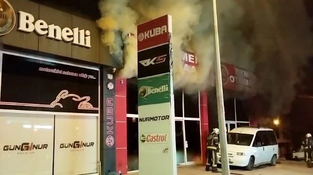 Ortağı tutuklanan galeride intikam kundaklaması, Kilis kent haber, kundaklama