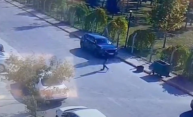 Araçtan 50 bin lira çaldı; kameraya el sallayıp kaçtı, 1 saatte yakalandı, kilis kent haber, asayiş