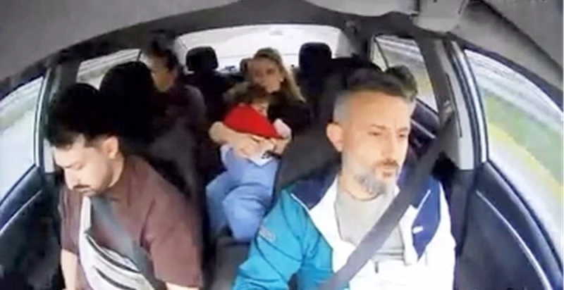 Taksi şoförü ustaca manevrayla faciayı önledi: 6 kişi kurtuldu, kilis kent haber, asayiş