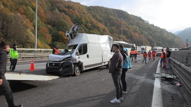 TEM’in Bolu geçişinde zincirleme kaza: 1 yaralı, kilis kent haber, asayiş