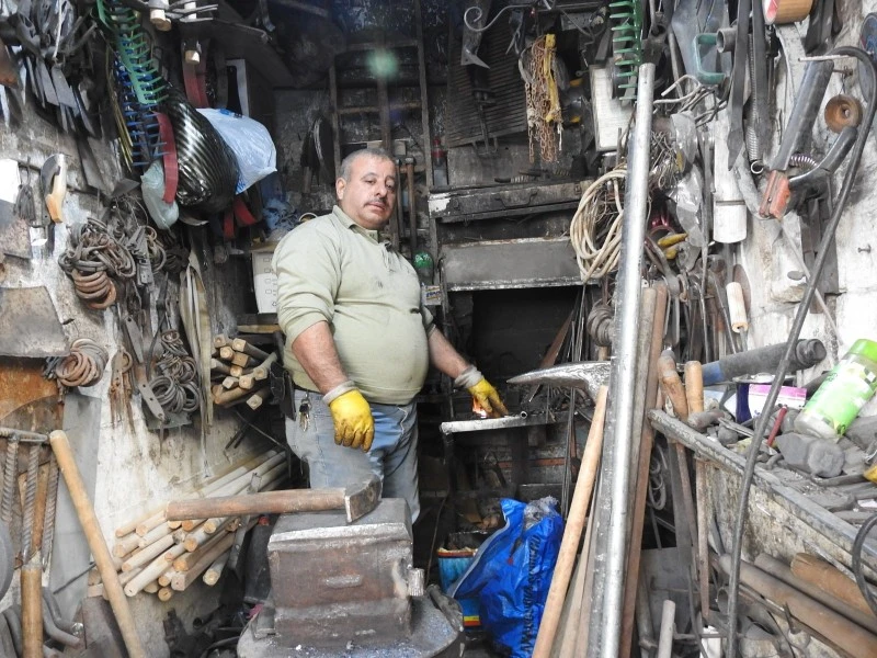Kilis’te 28 yıllık demirci ustasının bitmeyen meslek tutkusu, kilis kent haber, demirci