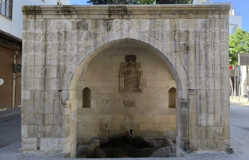 Kilis salih ağa çeşmesi