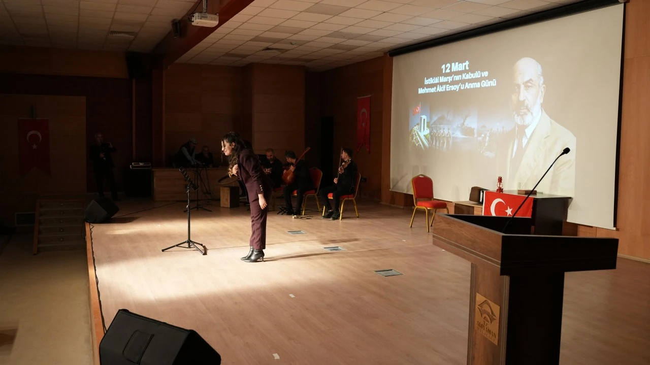 5 ilde Mehmet Akif Ersoy anıldı