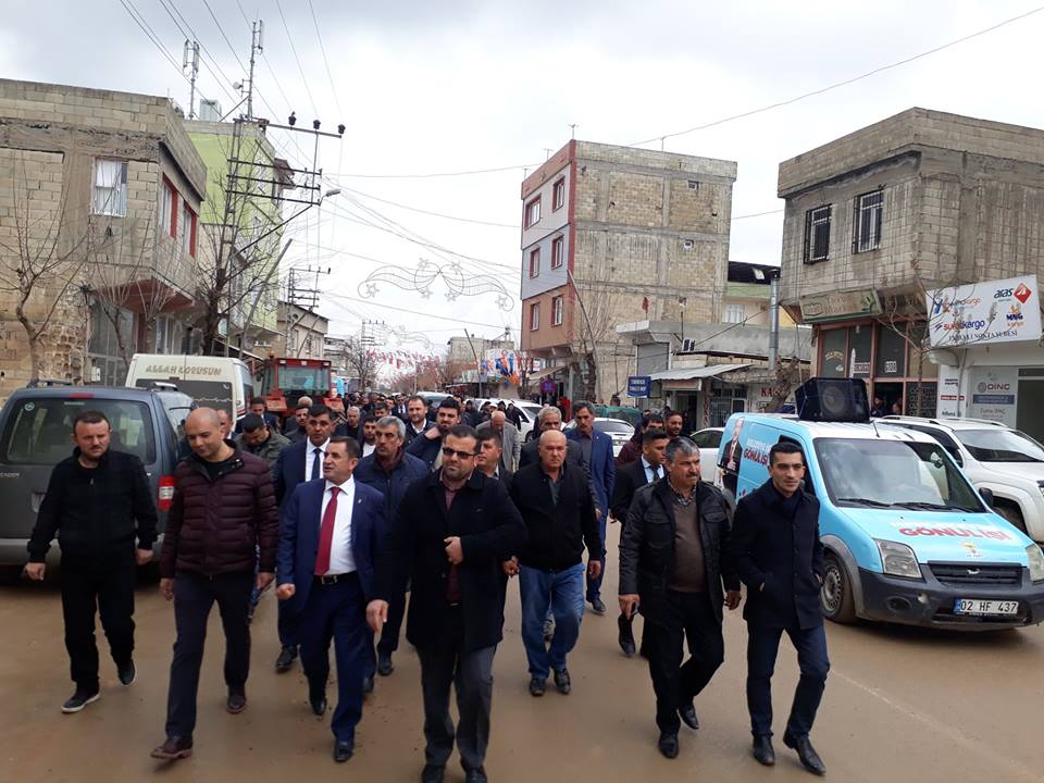 AK PARTİ ELBEYLİ’YE ÇIKARMA YAPTI! ELBEYLİ’DE SÜLEMAN ŞİMŞEK’E YOĞUN İLGİ!