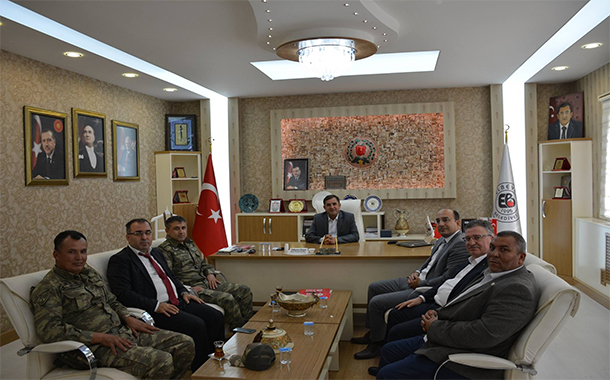ELBEYLİ İLÇESİNE YAPILACAK HİZMETLER KONUŞULDU