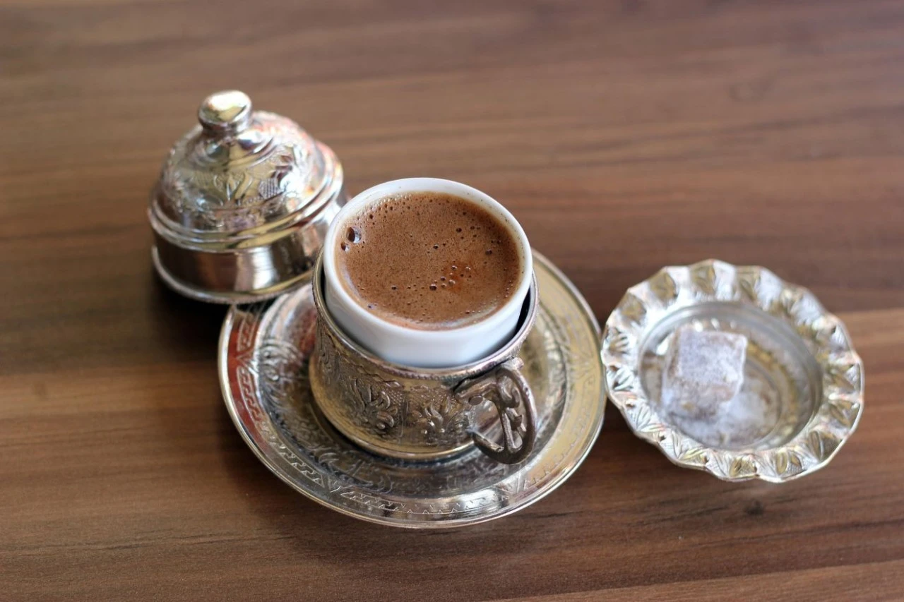 A&ccedil; Karnına Kahve İ&ccedil;mek Zararlı mı?