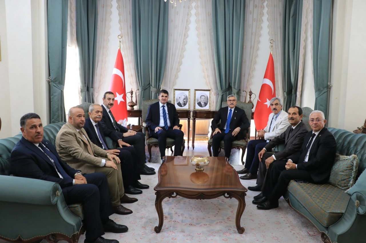 AK Parti Genel Başkan Yardımcısı Yayman Kilis'te Temaslarda Bulundu