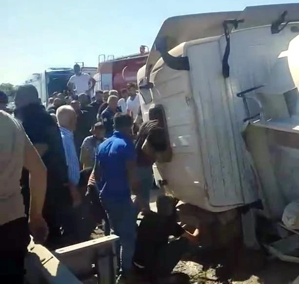Akaryakıt tankeri devrildi: 1 ölü, 1 yaralı