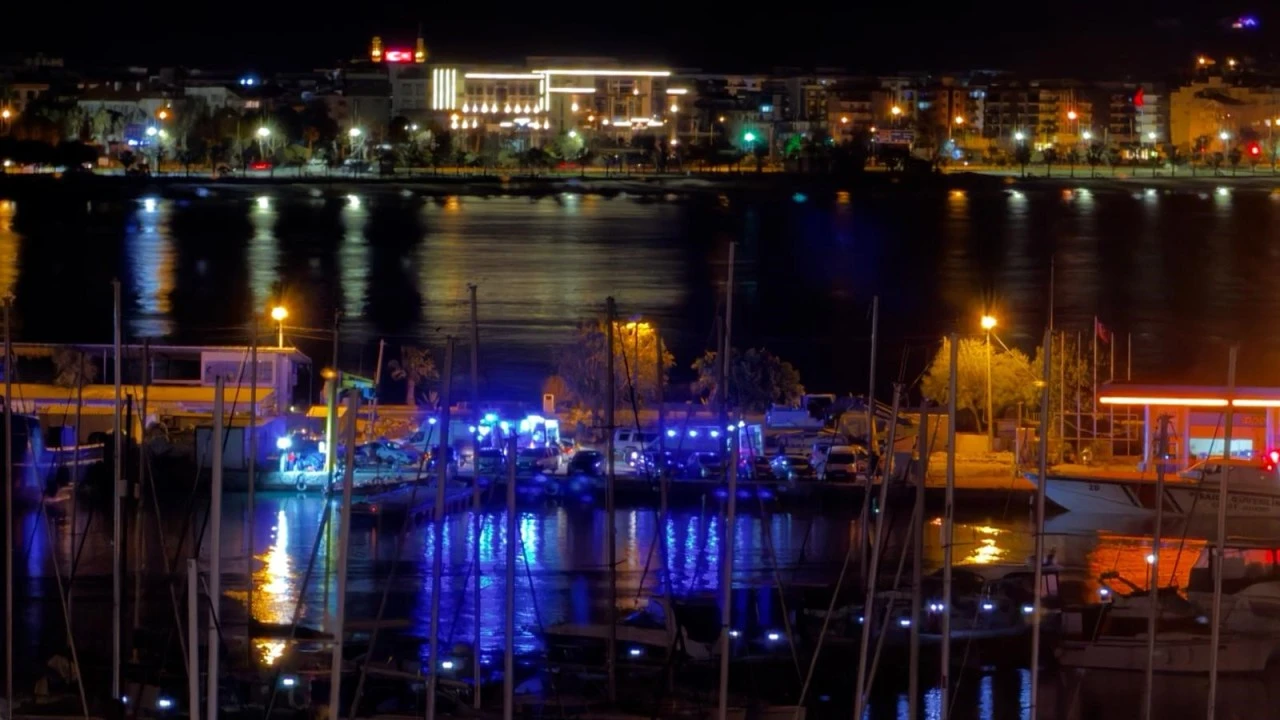 Antalya Finike a&ccedil;ıklarında m&uuml;ltecileri taşıyan bot battı