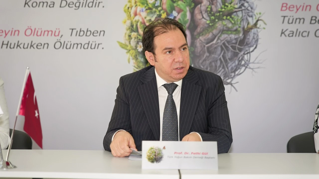Beyin &Ouml;l&uuml;m&uuml; ile Bitkisel Hayat Farkı nasıl bulunur? Farkları neler?