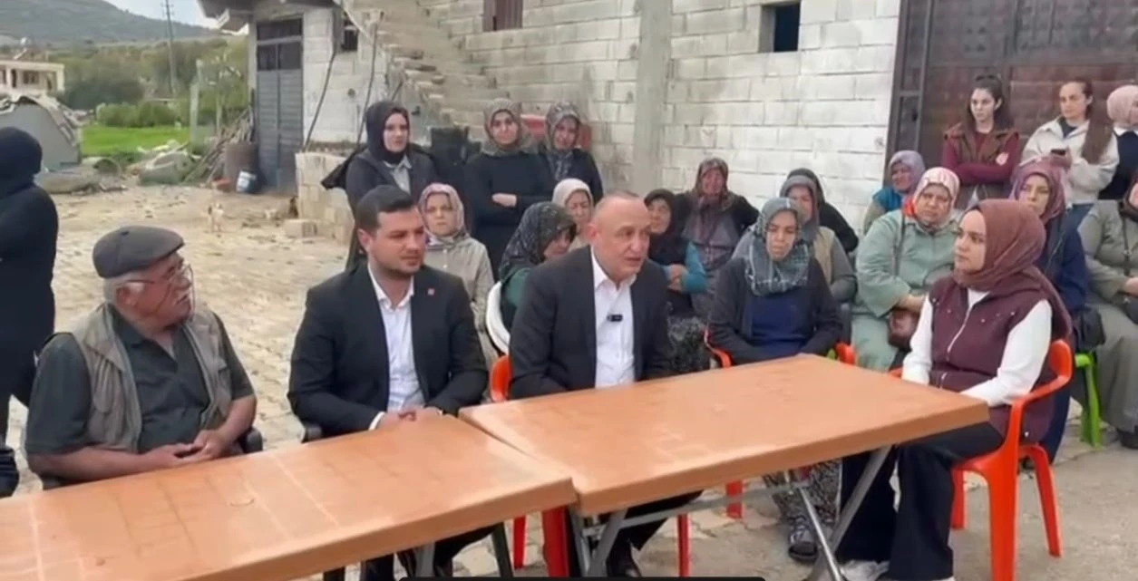 CHP&rsquo;li Milletvekili, Suriye&rsquo;de Ka&ccedil;ırılan Kilisli Gen&ccedil;lerin Aileleriyle Buluştu