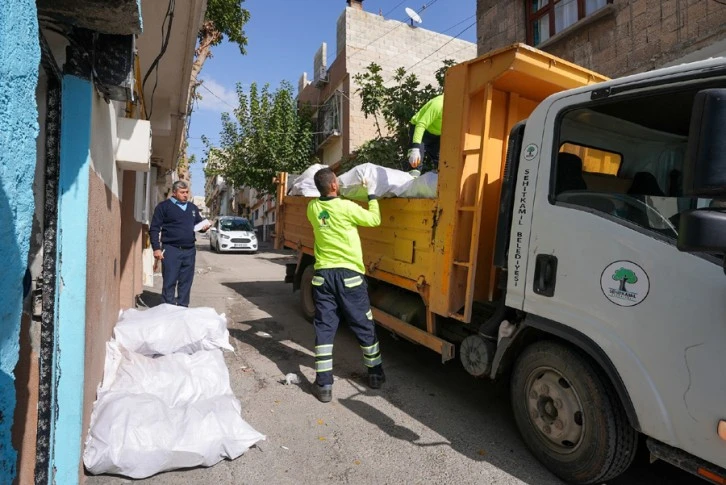 Dar gelirli ailelere yakacak yardımı