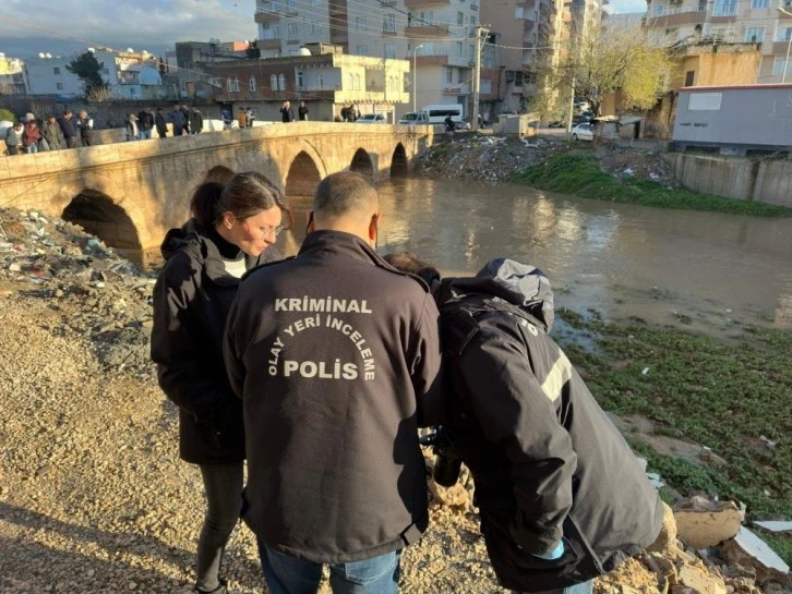 Derede erkek cesedi bulundu