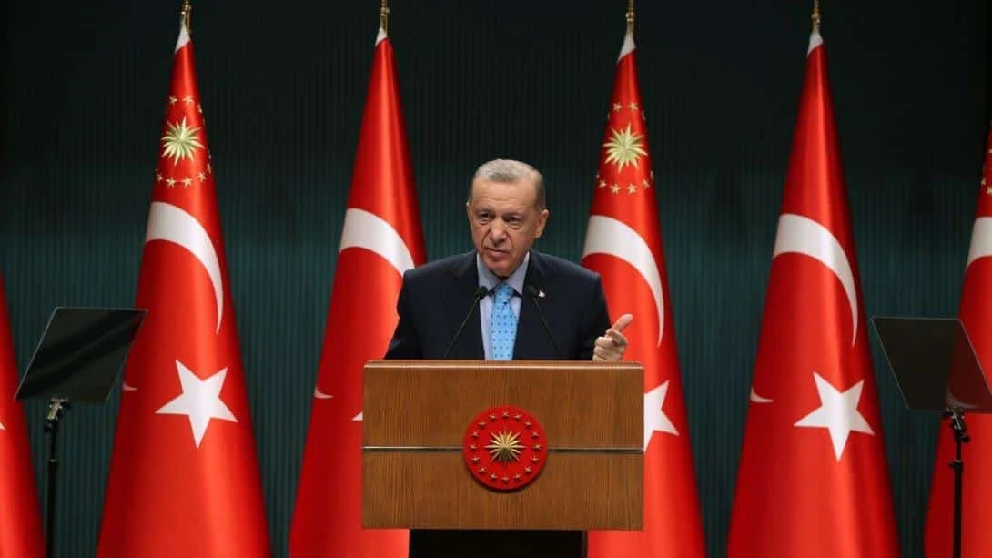 Erdoğan: "Bayrağımıza uzanan o kirli elleri mutlaka bulacağız