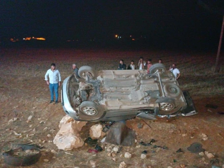 Eşini hastaneye götürürken kaza yaptı: 1 ölü, 3 yaralı