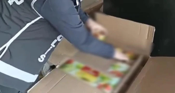 Araçta kaçak sigara ve votka ele geçirildi