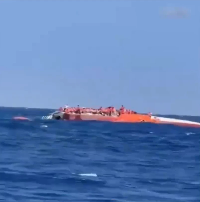 Girne'de Batan Geminin Enkazına Ulaşıldı: 20 Kişi H&acirc;l&acirc; Aranıyor