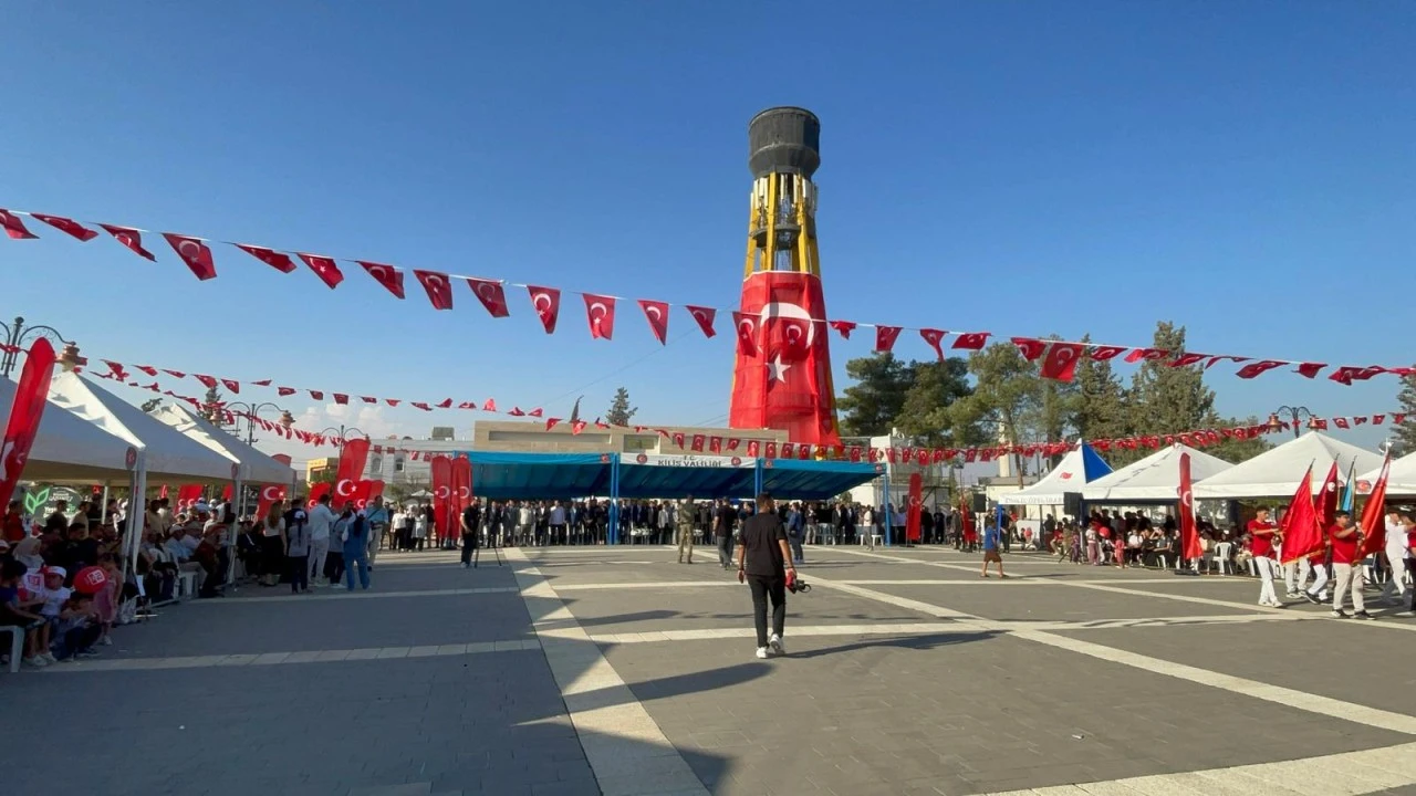 Kilis&rsquo;te Mercid&acirc;bık Zaferi ve Fırat Kalkanı Harek&acirc;tı Anıldı