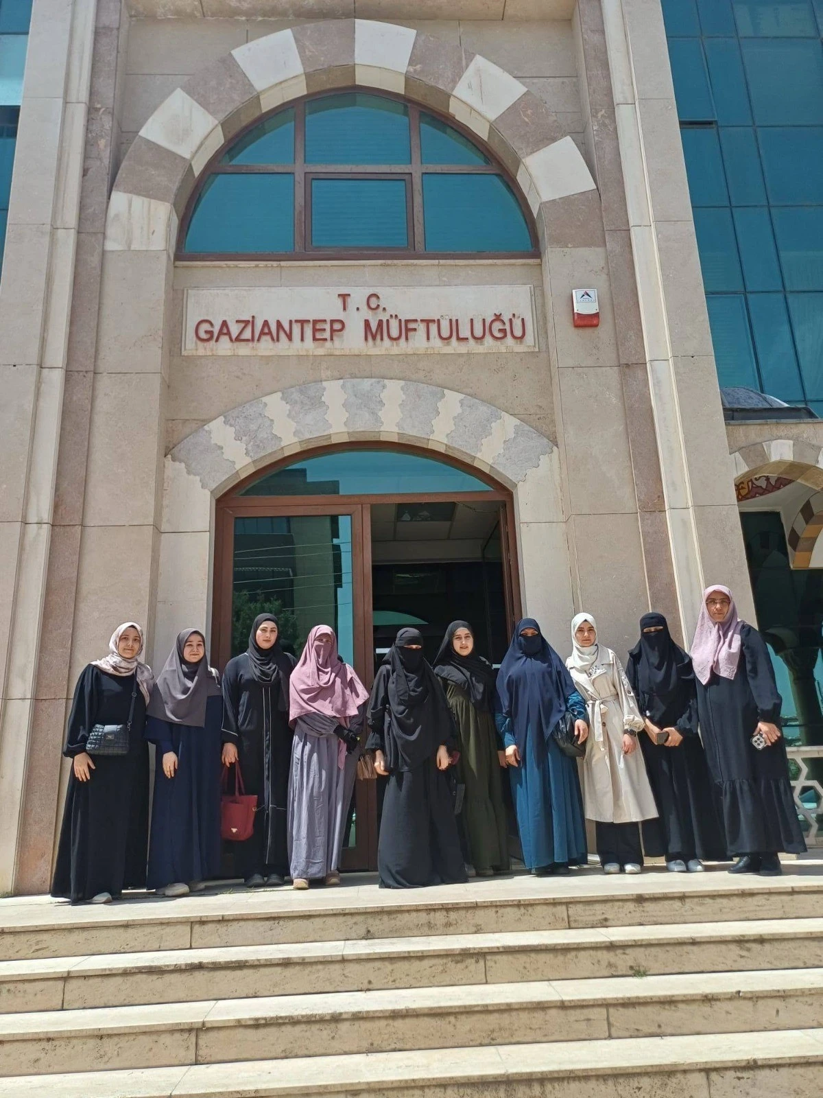 Kilis&rsquo;te Manevi Gurur: &nbsp;9 &Ouml;ğrenci Hafızlık Belgesi Aldı