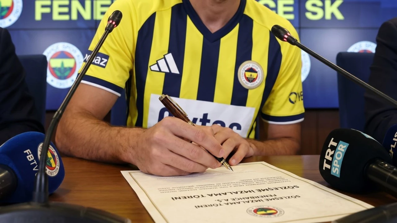 Fenerbah&ccedil;e'nin Transfer Yasağı Kaldırıldı: FIFA Listesinden &Ccedil;ıkarıldı