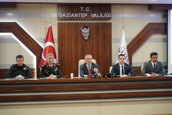 Hasarlı 14 bin binadan 11 bininin yıkımı gerçekleşti