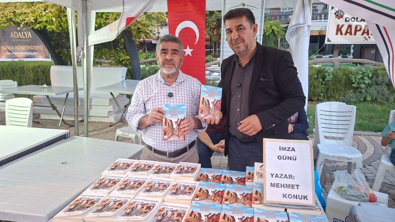 Kilis Kitap Fuarı'nda Mehmet Konuk Okurlarıyla Buluştu
