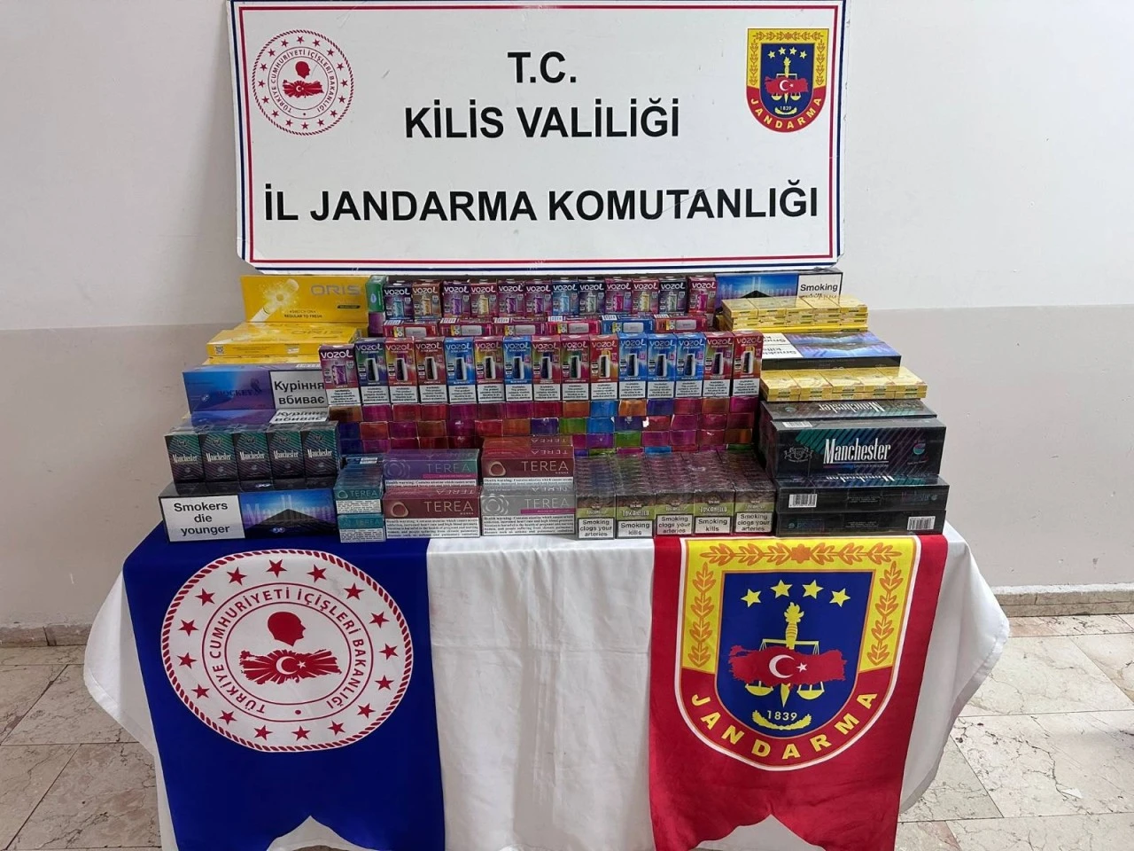 Kilis&rsquo;te 1 Milyon Liralık Ka&ccedil;ak &Uuml;r&uuml;n Ele Ge&ccedil;irildi