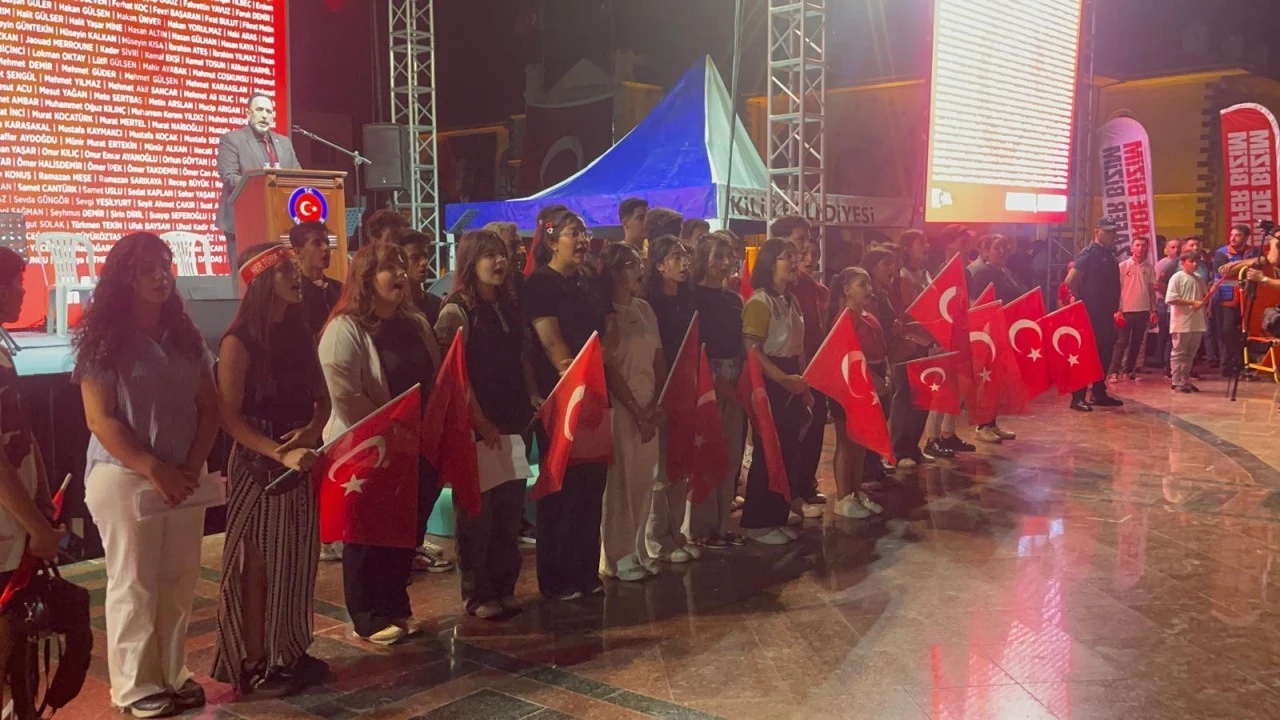 Kilis&rsquo;te 15 Temmuz Demokrasi ve Milli Birlik G&uuml;n&uuml; Anma Programı Coşkuyla Başladı