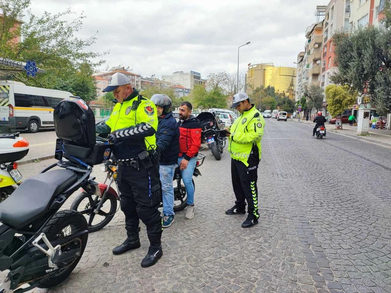 Kilis&rsquo;te 9 Bin 382 Ara&ccedil; Denetlendi
