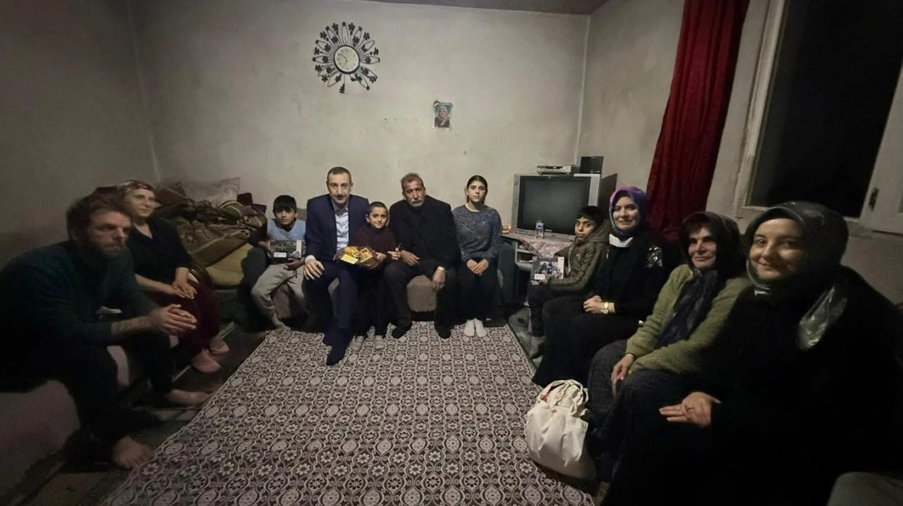 Kilis&rsquo;te AK Parti Heyeti Bulut Ailesine Misafir Oldu