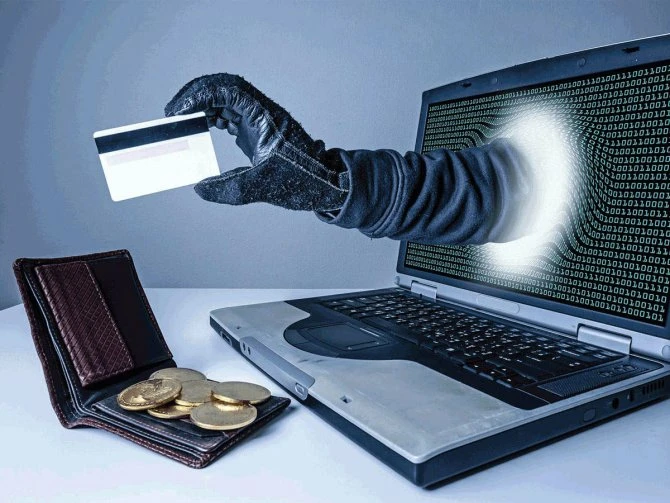 Bilgisi dışında kredi kartından yüklü miktarda harcama yapılmış