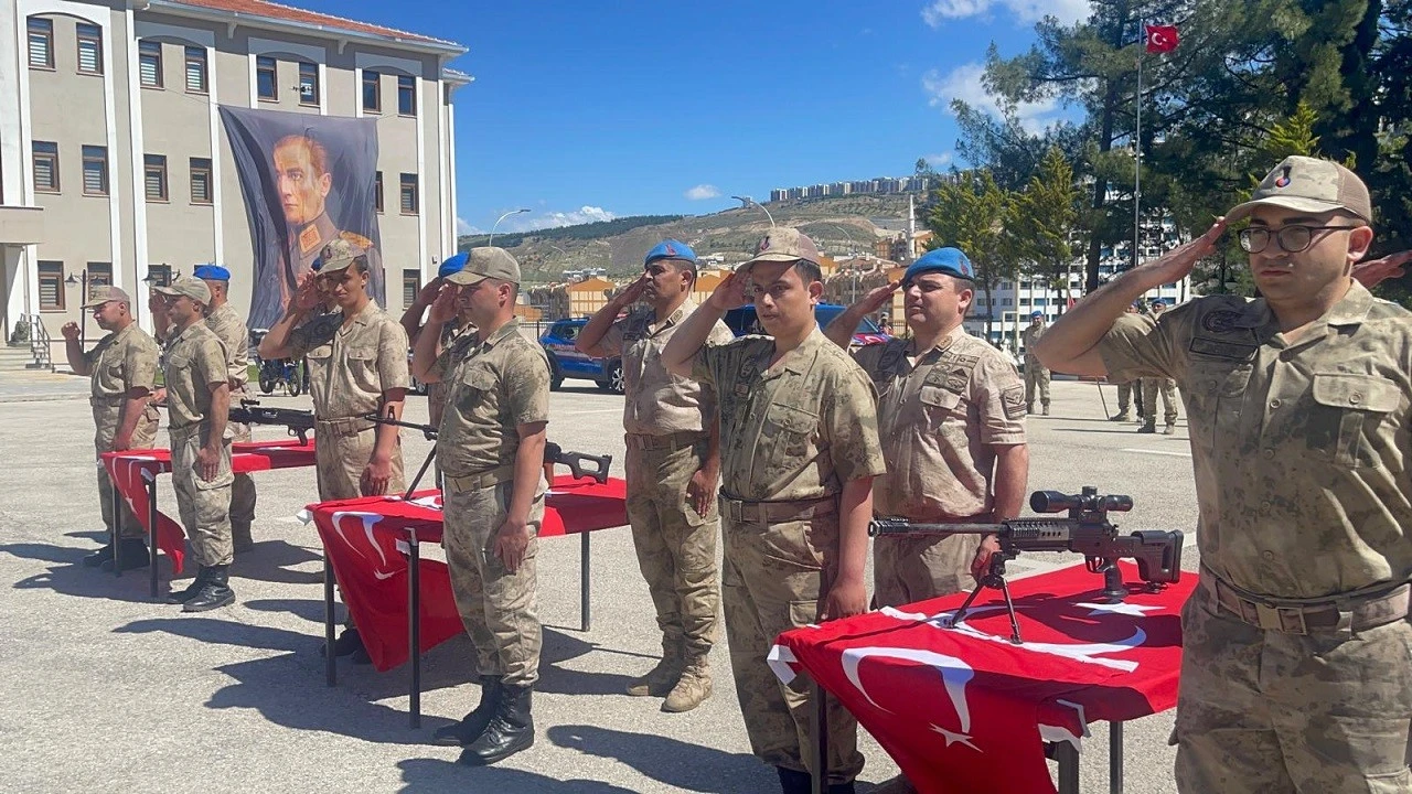 Kilis&rsquo;te Bir G&uuml;nl&uuml;ğ&uuml;ne Asker Oldular