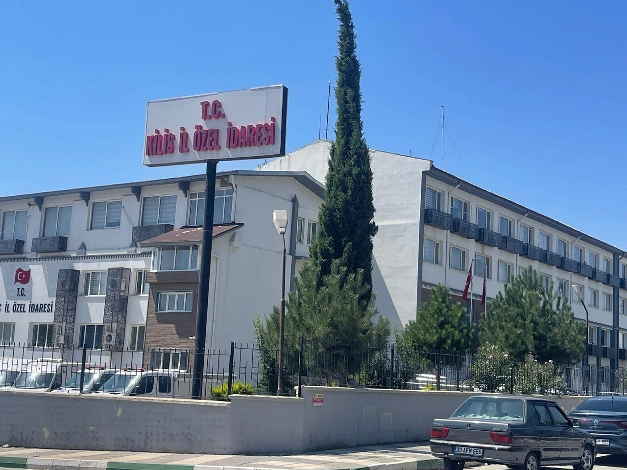 Kilis&rsquo;te Bir M&uuml;d&uuml;r A&ccedil;ığa Alındı